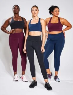 Kickstart Pocket 7/8 Legging - Fig -Sportswear Store 070422 YMO Editorial 0762 1