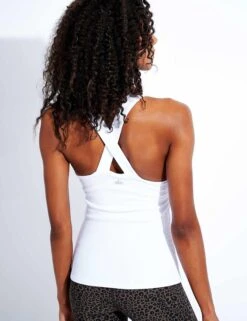 Elevate Tank - White -Sportswear Store Alo Yoga Elevate Tank W9319R White 0016