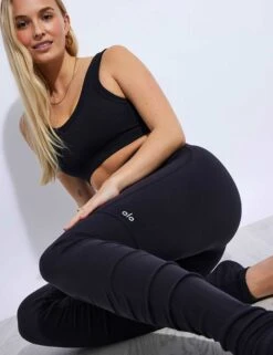 Wellness Bra - Black -Sportswear Store Alo Yoga Wellness Bra W9291R Black 0021