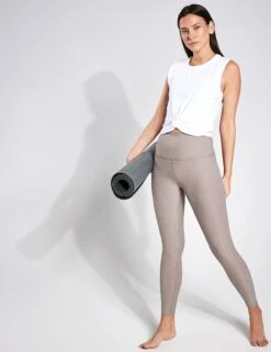 Beyond Yoga Featherweight High Tied Cropped Tank - Cloud White 8 Beyond Yoga Featherweight High Tied Cropped Tank - Cloud White -Sportswear Store BEYOND YOGA Featherweight High Tied Cropped Tank LWSD4662 Cloud White 0016 501bf516 b704 4caf 9abb cdbab616f25d