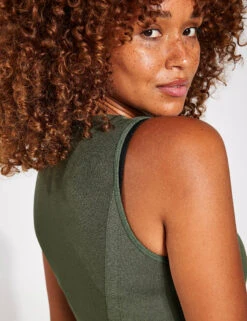 Born Eda Seamless Tank - Dark Olive 8 Born Eda Seamless Tank - Dark Olive -Sportswear Store BORN Eda Seamless Tank O22SM13 C Dark Olive 0022