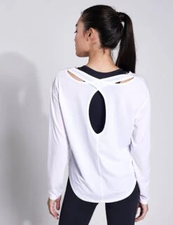 Scoop Neck Cross Back Yoga Top - White -Sportswear Store GOODMOVE LS X Back Yoga Longsleeve T51 5751 WHITE 0016 5203d56a 97f5 457b ac3a f98977da6690