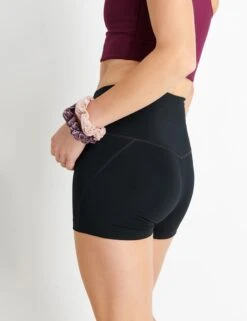 Girlfriend Collective High Waisted Run Short - Black 8 Girlfriend Collective High Waisted Run Short - Black -Sportswear Store Girlfriend Collective High Rise Run Short Black 53941 Black 0018 bb61801a d7ae 47dc 91c9 4150097c9b38