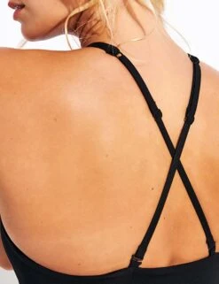 Girlfriend Collective Topanga Bra - Black -Sportswear Store Girlfriend Collective Topanga Bra 1001 JB Black 0043