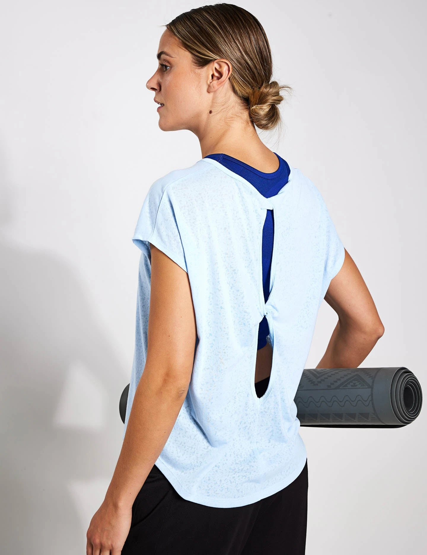 Scoop Neck Twist Back Yoga T-Shirt - Powder Blue 2 Scoop Neck Twist Back Yoga T-Shirt - Powder Blue