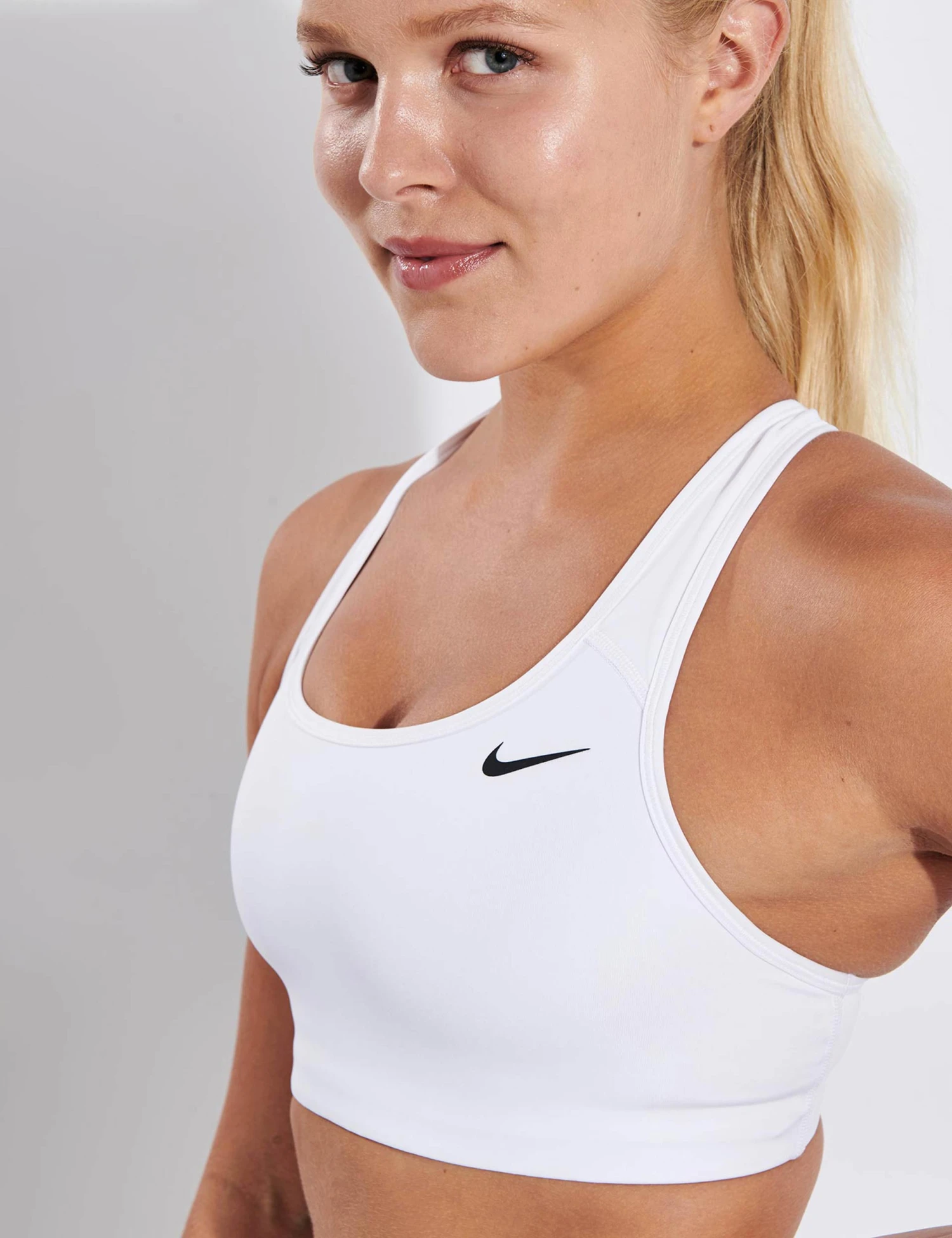 Nike Swoosh Bra Non Padded - White 3 Nike Swoosh Bra Non Padded - White