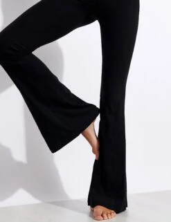 Onyx Flare 8 Onyx Flare -Sportswear Store Wolven Onyx Flare Onyx 0004 ad5ff3bf a8b7 4817 82bc 0f57a342a3e0