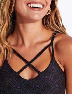 Summit Crisscross Four-Way Top -Sportswear Store Wolven Summit Crisscross Four Way Top SUMMIT CC4WTOP T100 Summit 0047