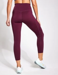 Kickstart Pocket 7/8 Legging - Fig -Sportswear Store YMO 7 8 Pocket leggings FIG 0103 9e4324b0 624e 4fa7 8ae3 c8b9c41d2ab0