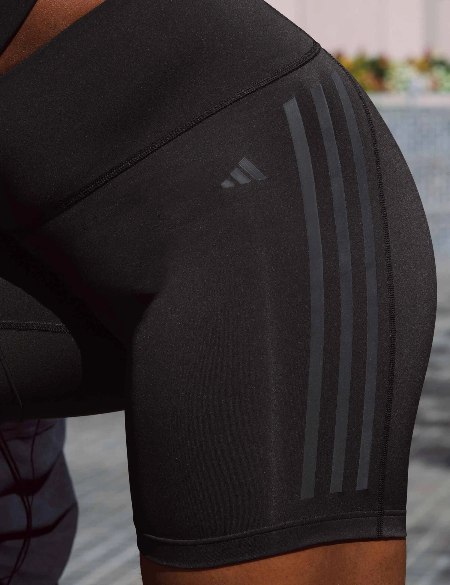 ADIDAS DailyRun 3-Stripes 5 Inch Short Leggings - Black 8 ADIDAS DailyRun 3-Stripes 5 Inch Short Leggings - Black - Image 6