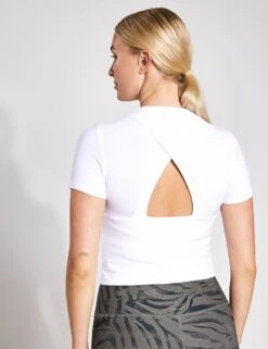 Beyond Yoga Featherweight Peekaboo Cropped Tee - Cloud White