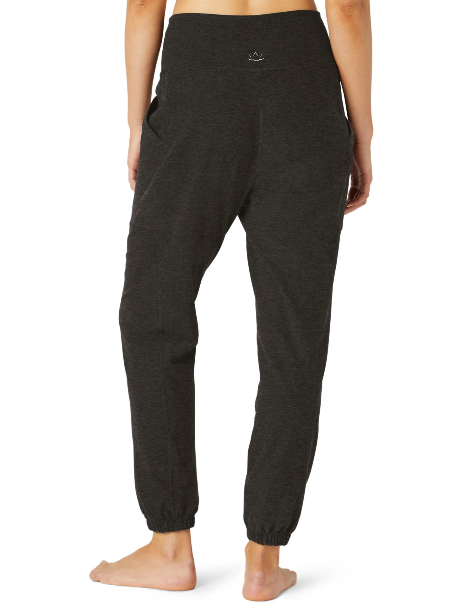 Beyond Yoga Spacedye City Midi Jogger - Darkest Night 5 Beyond Yoga Spacedye City Midi Jogger - Darkest Night - Image 3