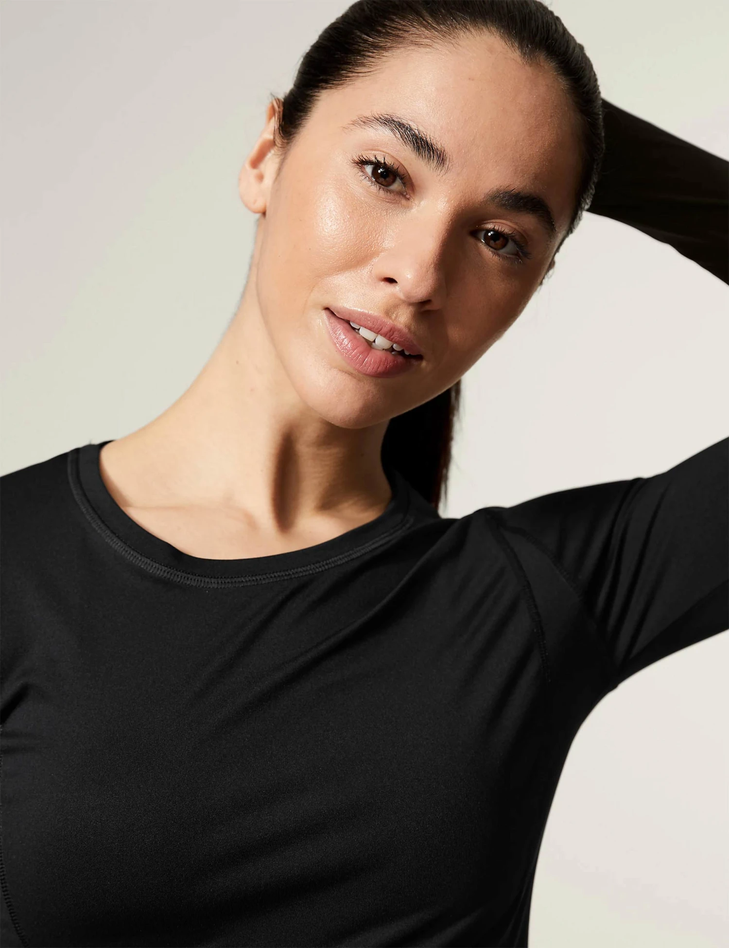 Scoop Neck Long Sleeve Top - Black 5 Scoop Neck Long Sleeve Top - Black - Image 3