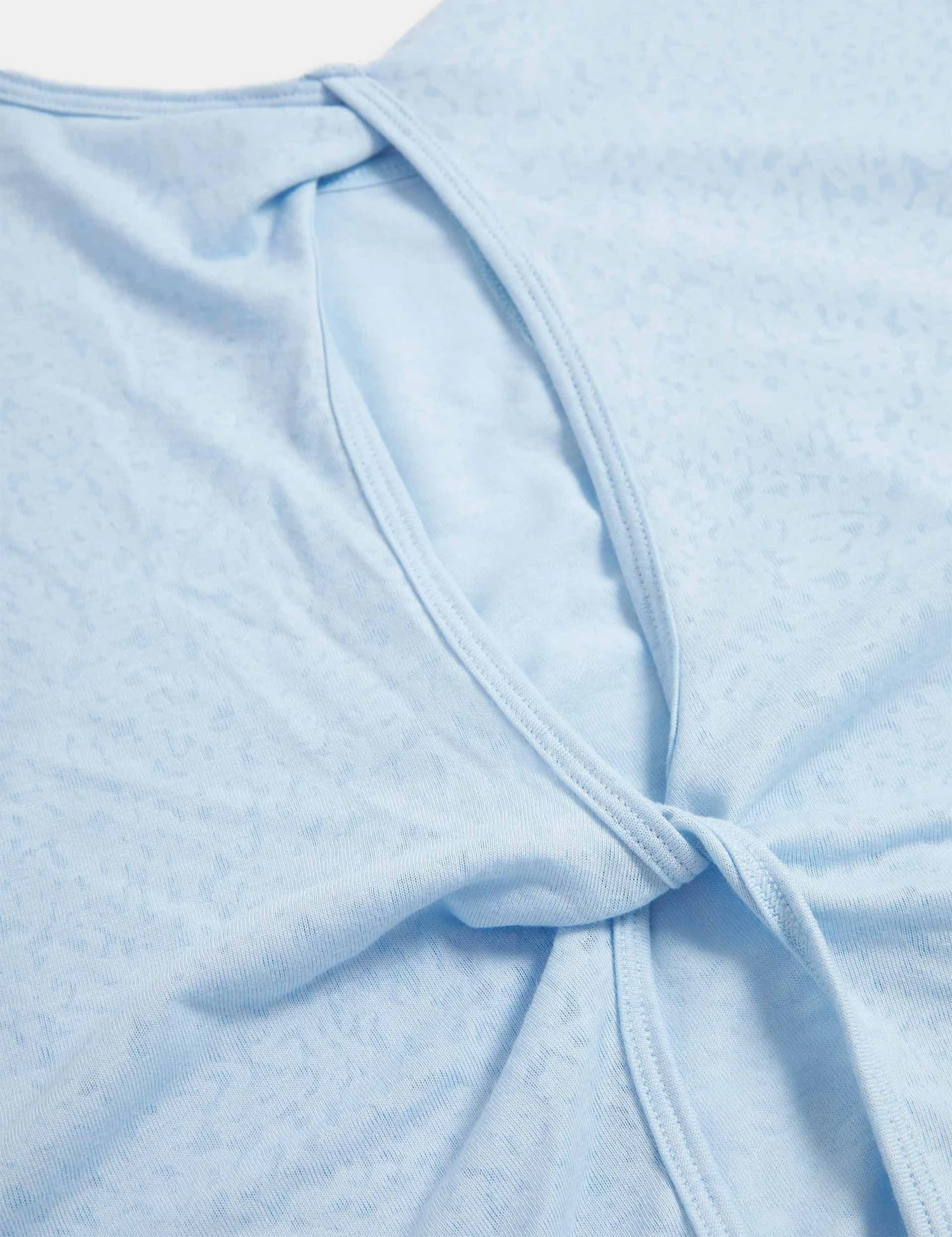 Scoop Neck Twist Back Yoga T-Shirt - Powder Blue 6 Scoop Neck Twist Back Yoga T-Shirt - Powder Blue - Image 5