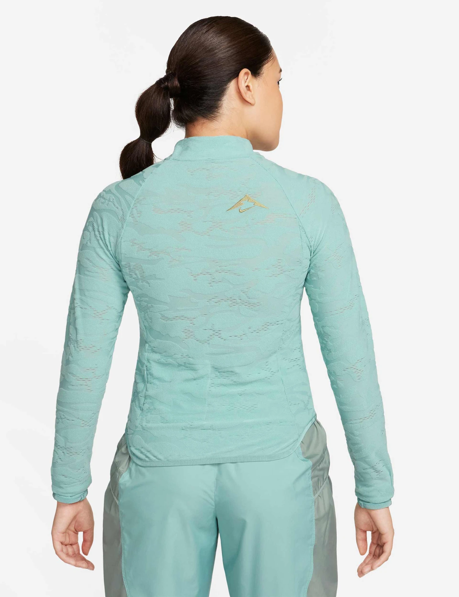 Nike Dri-FIT 1/4-Zip Mid Layer Trail Top - Mineral/Neutral Olive 4 Nike Dri-FIT 1/4-Zip Mid Layer Trail Top - Mineral/Neutral Olive - Image 2