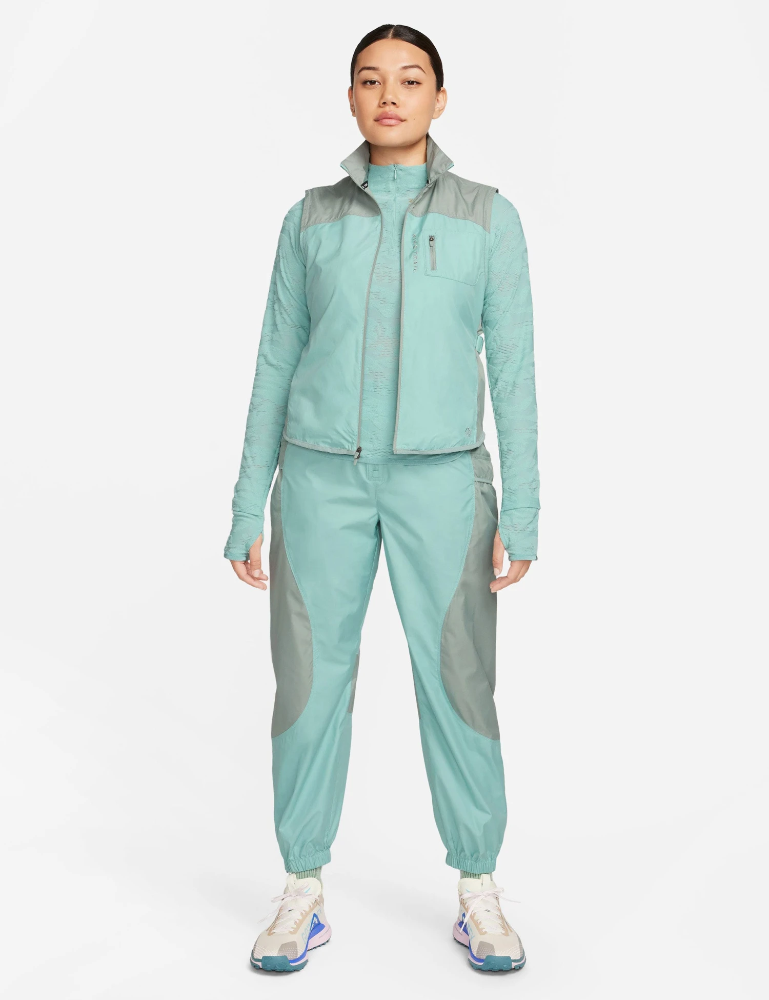 Nike Dri-FIT 1/4-Zip Mid Layer Trail Top - Mineral/Neutral Olive 8 Nike Dri-FIT 1/4-Zip Mid Layer Trail Top - Mineral/Neutral Olive - Image 6