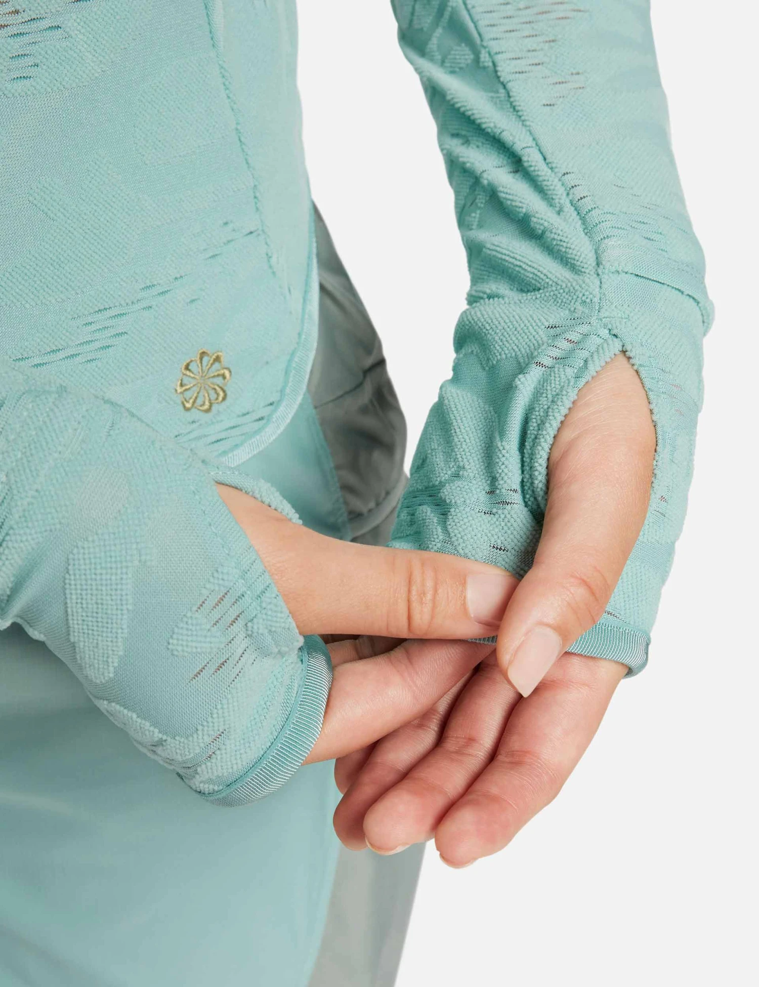 Nike Dri-FIT 1/4-Zip Mid Layer Trail Top - Mineral/Neutral Olive 6 Nike Dri-FIT 1/4-Zip Mid Layer Trail Top - Mineral/Neutral Olive - Image 4