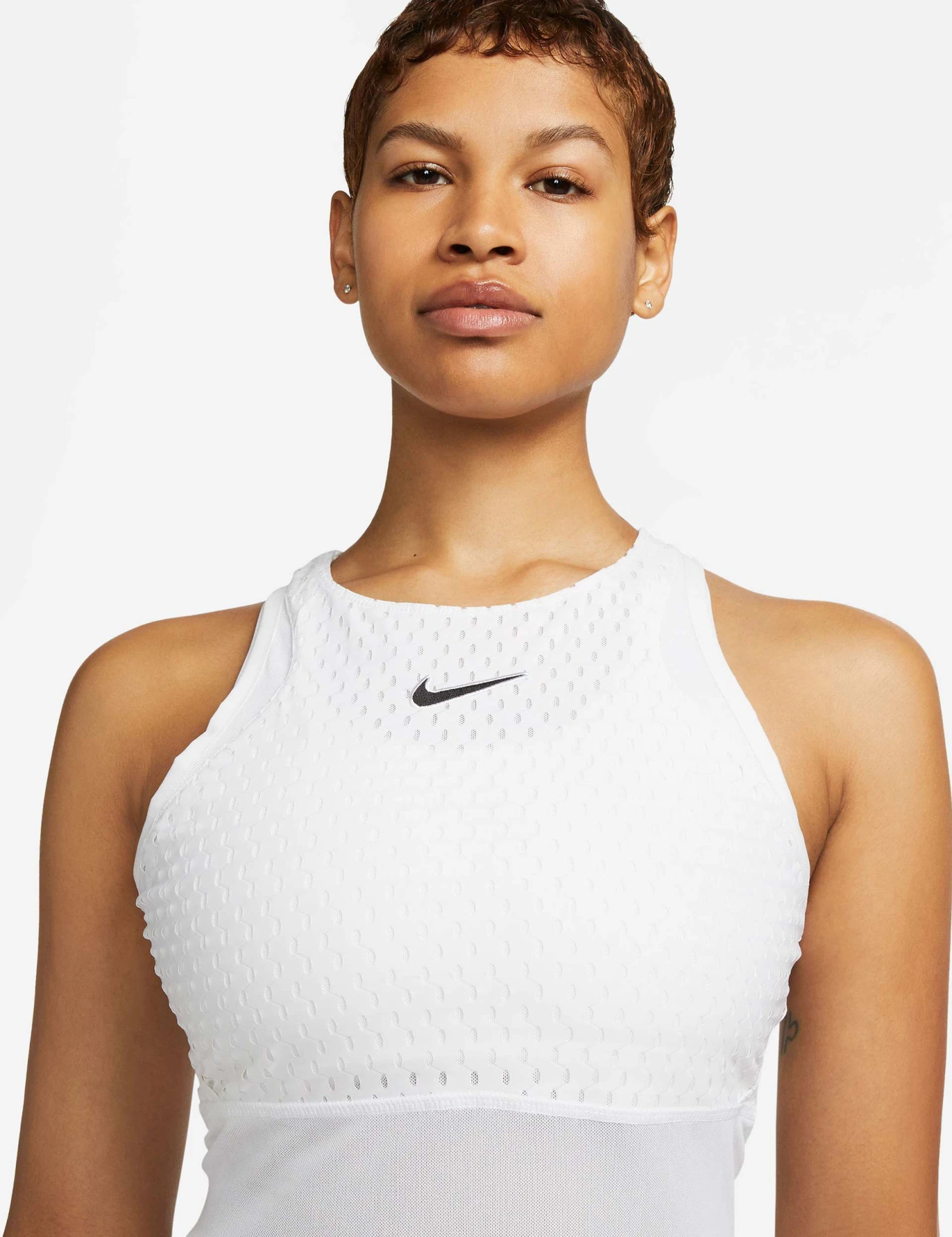 NikeCourt Dri-FIT Slam Tennis Dress - White/Black 4 NikeCourt Dri-FIT Slam Tennis Dress - White/Black - Image 3