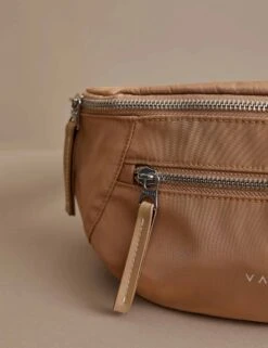 Varley Lasson Belt Bag - Sesame -Sportswear Store varley lasson belt bag sesame 4