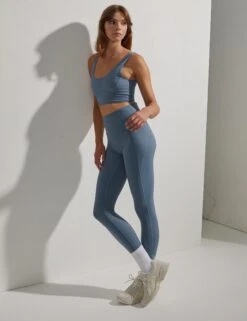 Varley Let's Go Night Running Legging 25 - Blue Mirage -Sportswear Store varley lets go night running legging 25 blue mirage VAR01516 7 6e0c6231 9bcd 4b56 820e 9e641b7935f4